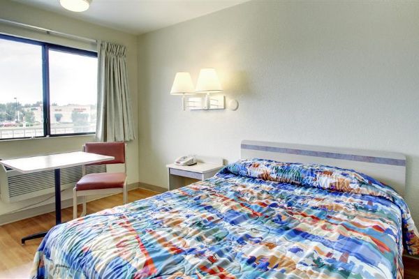 Motel 6 Manhattan